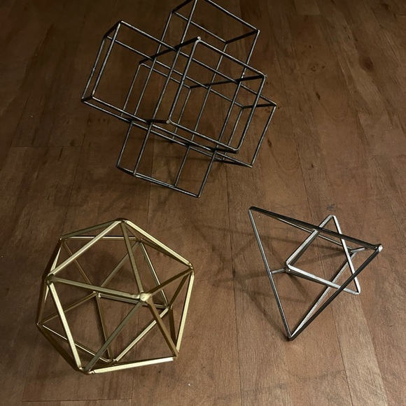 Decorative Piece - Picture 1 of 10